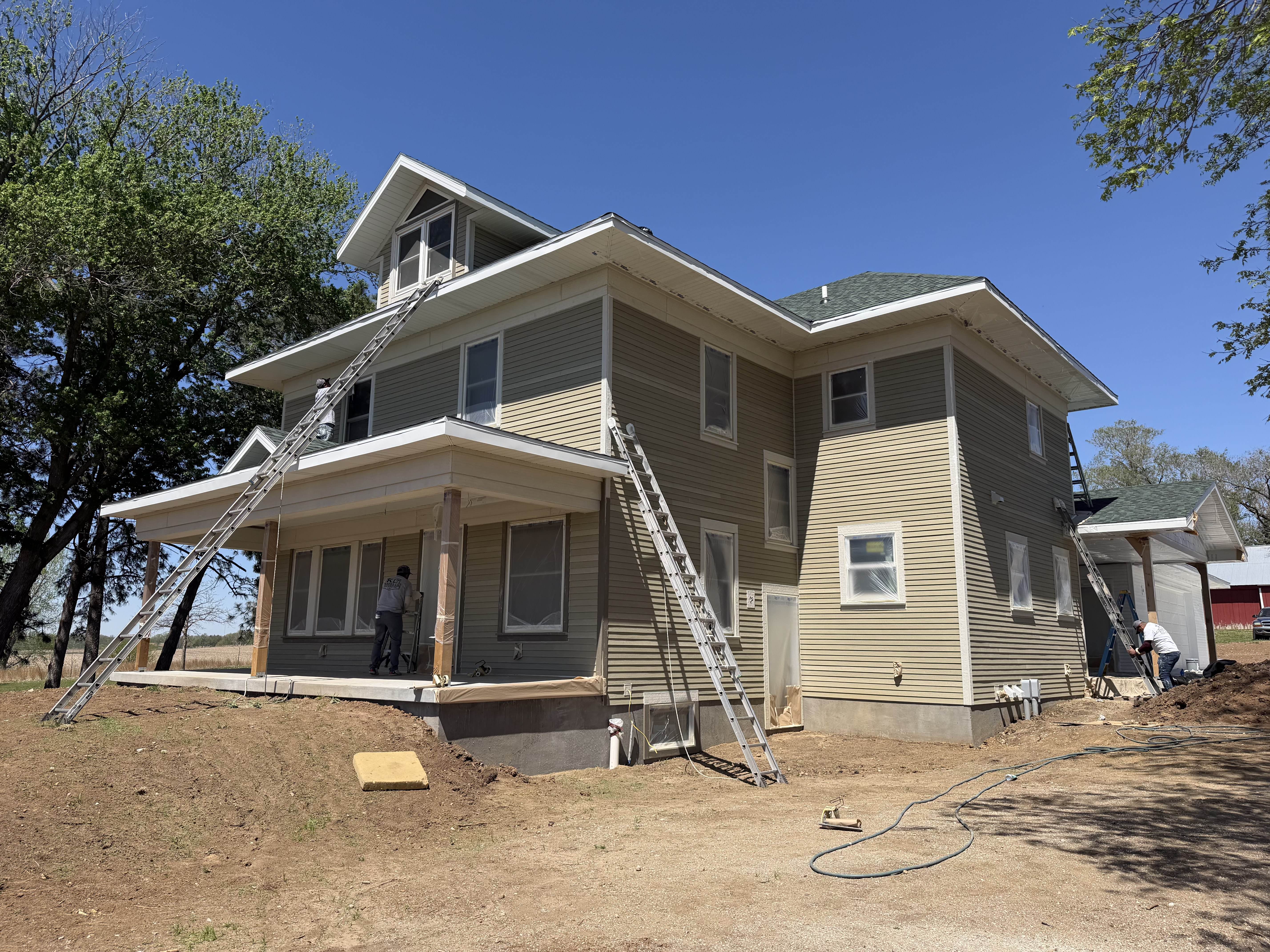 Wallpaper Removal in Omaha by KL Trades Co.
